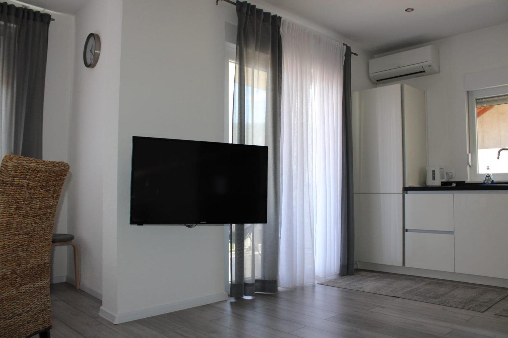 Apartment Merry - Free Garage & Parking Mostar Exterior foto