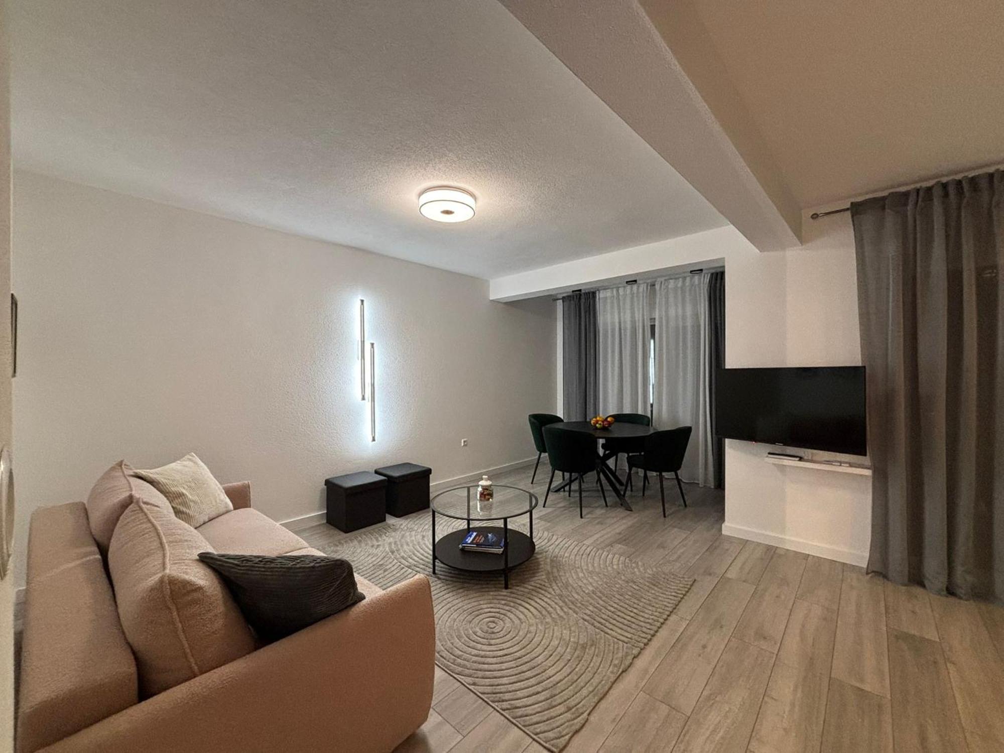 Apartment Merry - Free Garage & Parking Mostar Exterior foto